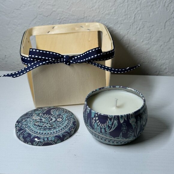 "Jasmine" Soy Candle in Berry Basket-BNIB - Picture 1 of 4